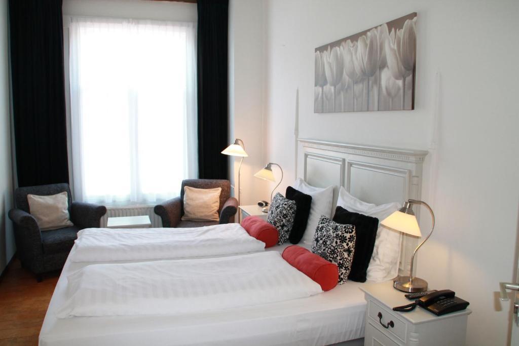 De Doelen Hotell Leiden Rom bilde