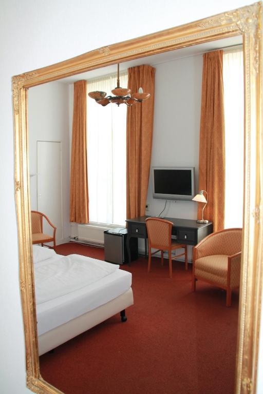 De Doelen Hotell Leiden Rom bilde